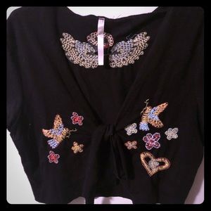 Handstitched crop overlay!